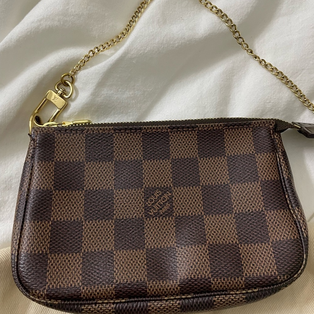 Louis Vuitton Pochette